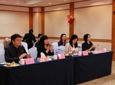 囍讯！越秀区新添广州凯旋华美达大酒店结婚登记户外颁证点